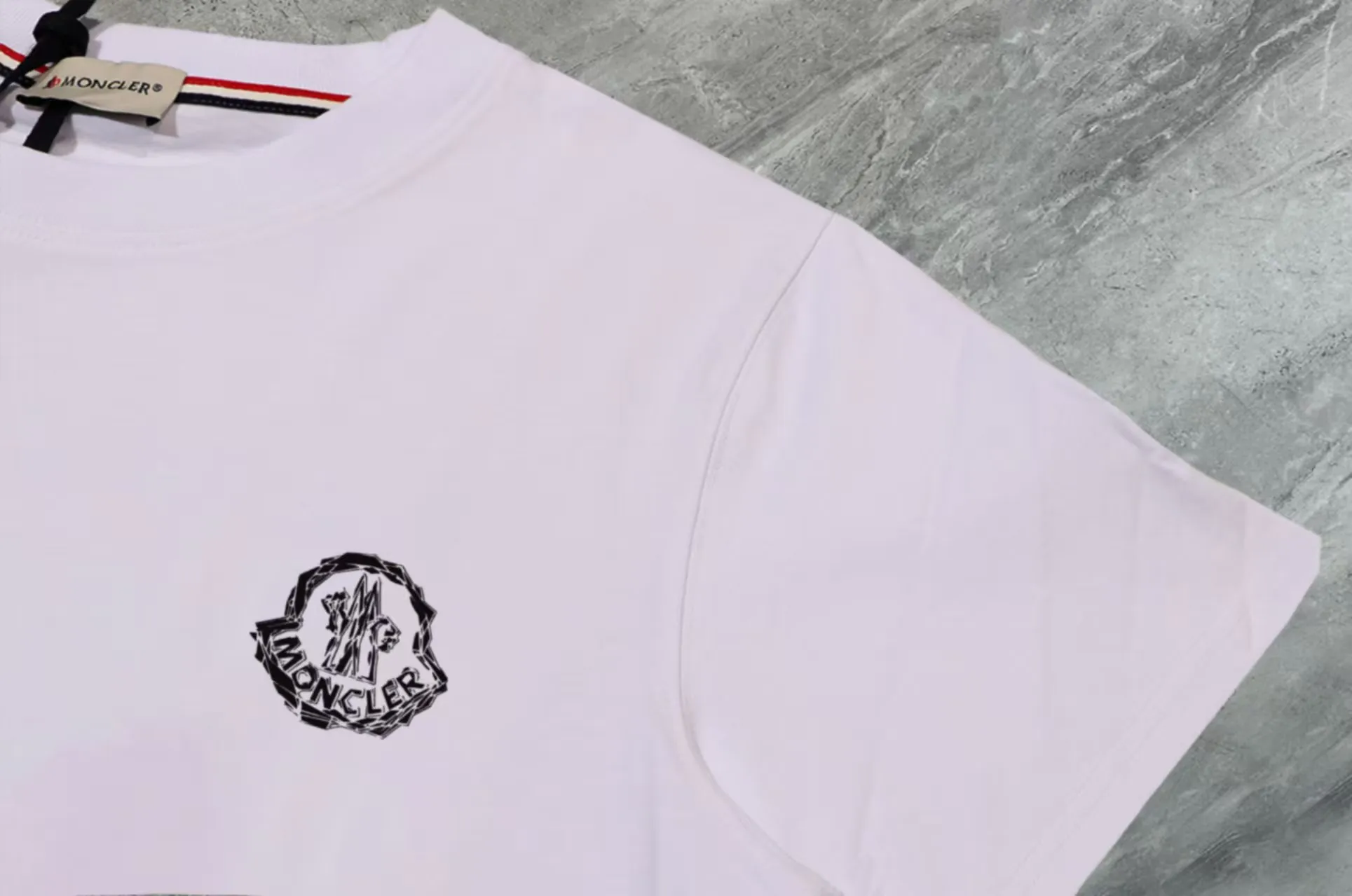 P80💰《Moncler~ 》2025New Arrival Quality T , Versatile Quality ！ ‼ 32 250G ‼ ， ， ， ， T 🤪 Sizes：S-M-L-XL-2XL ：Black，White， Same Style